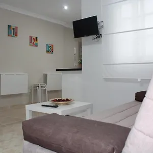  Appartamento And New Very Close To The Center 2ºa